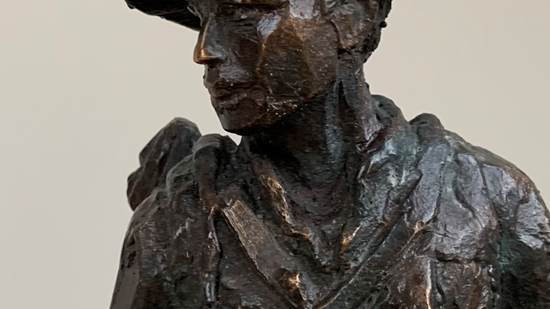 Het verhaal achter het beeld van Teun de Jager